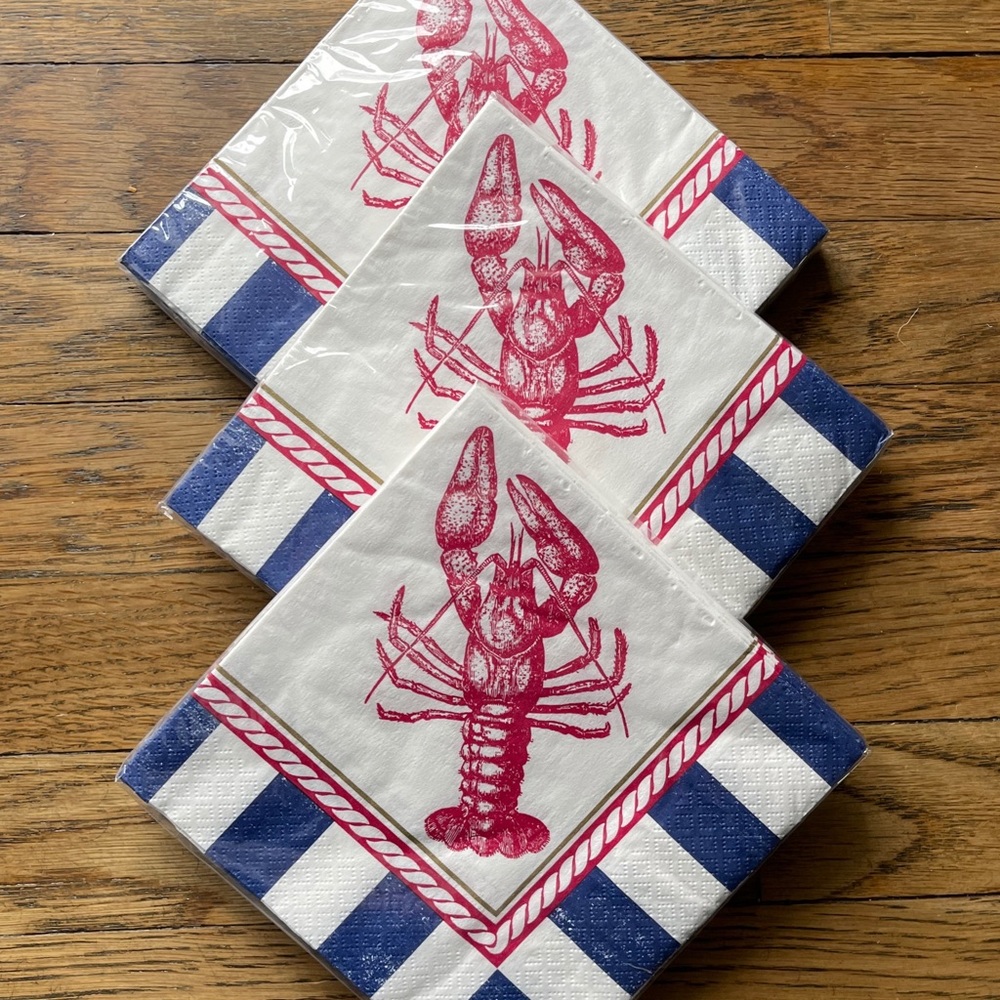 Bundle of 6 Quackenbush Shellfish Crackers w/ Forks & 3 Pkgs. Lobster Napkins - Picture 2 of 3